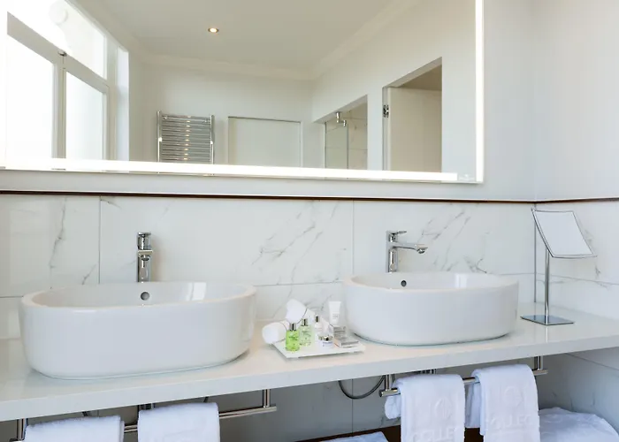 Tivoli Doelen Hotel 5*